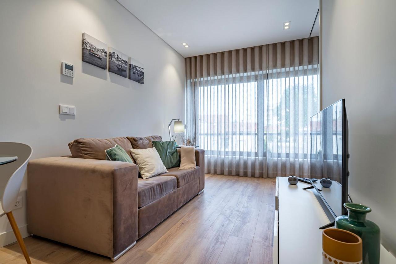 Antas Park Flat With Pool Appartement Porto Buitenkant foto